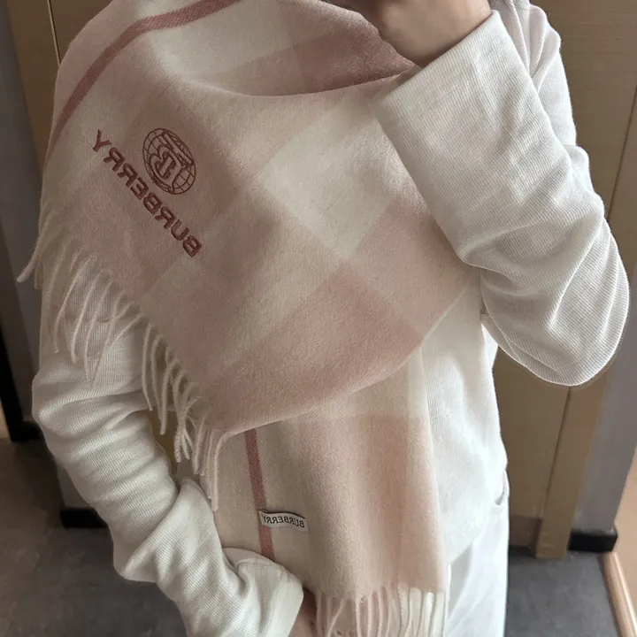 スーパーコピー バーバリー ス マフラー