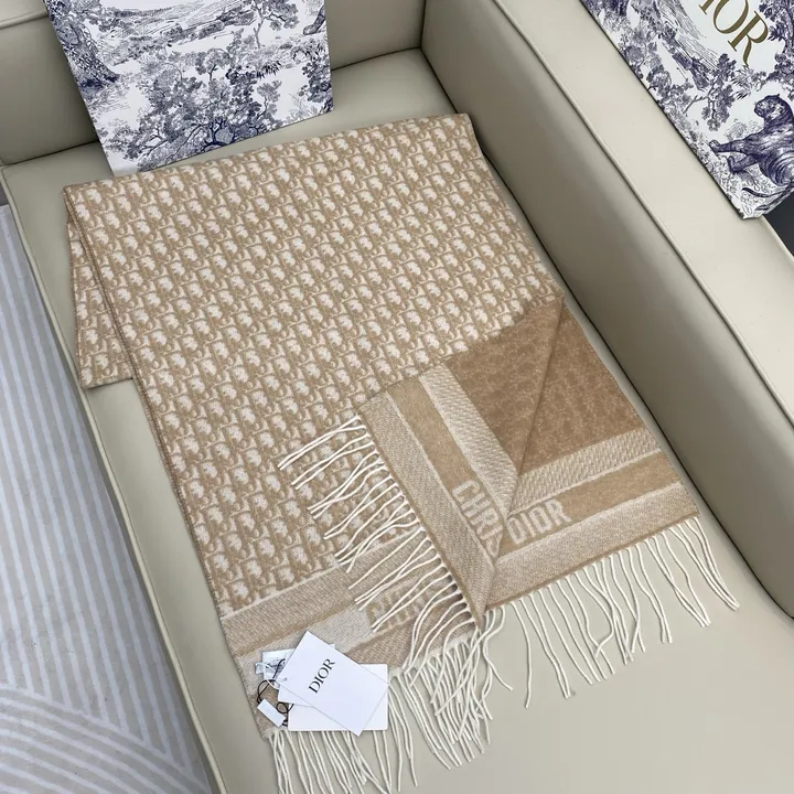 スーパーコピー ディオール マフラー