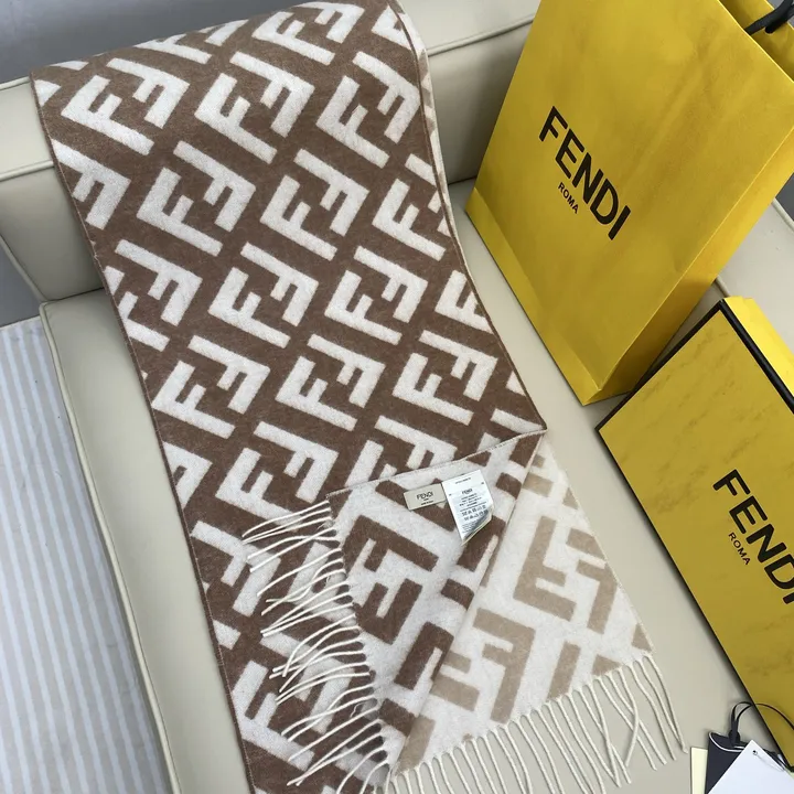 スーパーコピー フェンディ マフラー