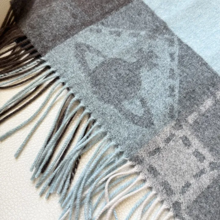 スーパーコピー ヴィヴィアン・ウエストウッド マフラー