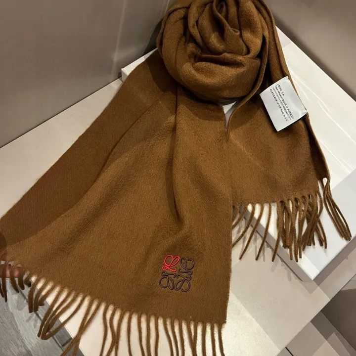 スーパーコピー ロエベ マフラー