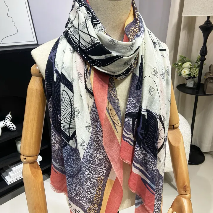 スーパーコピー セリーヌ マフラー