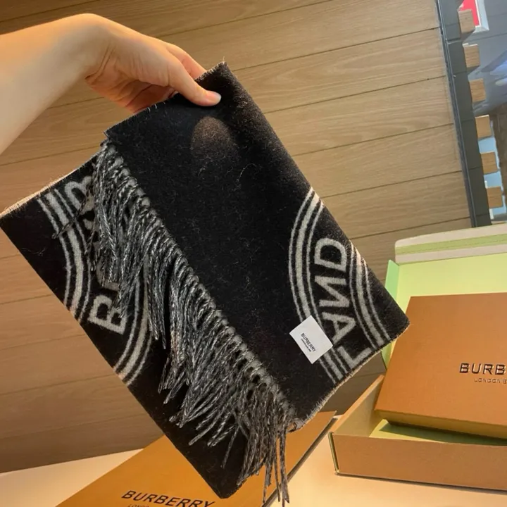 スーパーコピー バーバリー ス マフラー