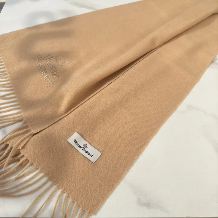 スーパーコピー ヴィヴィアン・ウエストウッド マフラー