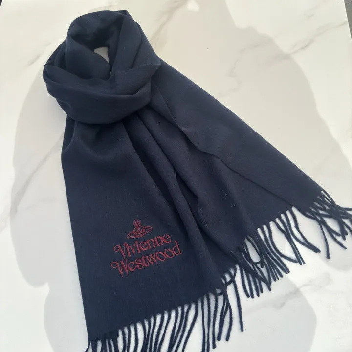 スーパーコピー ヴィヴィアン・ウエストウッド マフラー