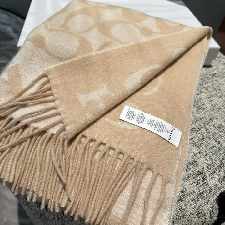 スーパーコピー コーチ マフラー