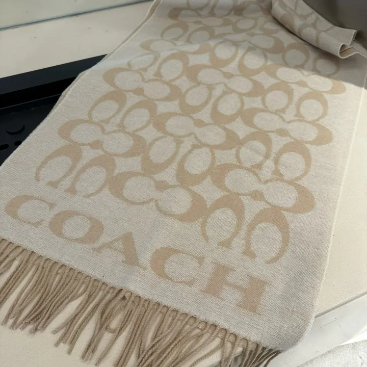 スーパーコピー コーチ マフラー