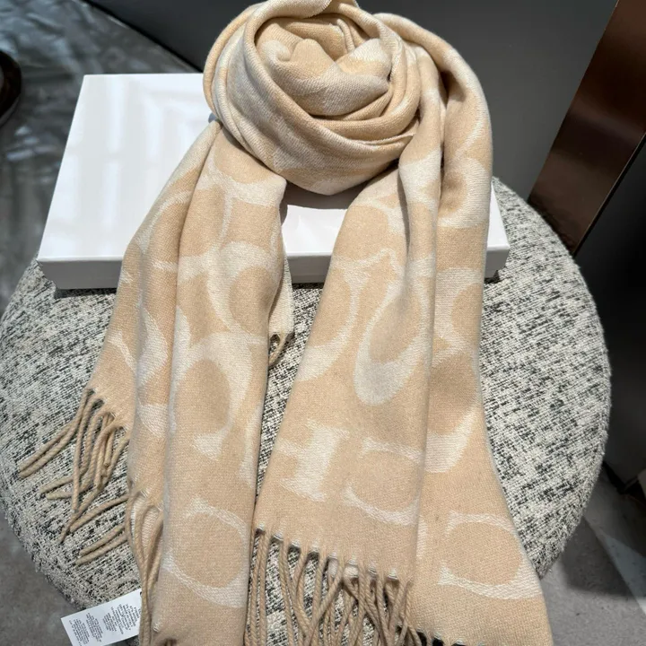 スーパーコピー コーチ マフラー