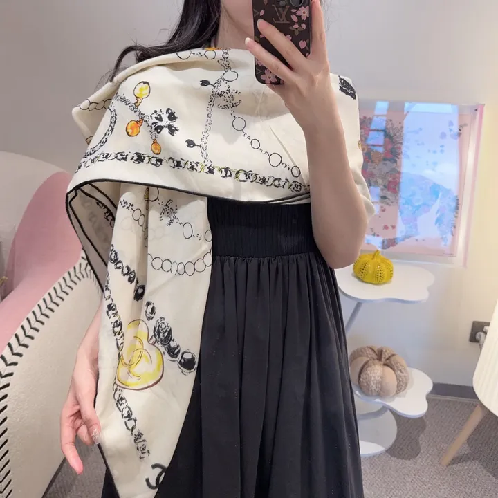 スーパーコピー シャネル マフラー