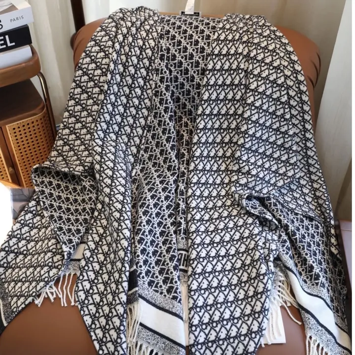 スーパーコピー ディオール マフラー