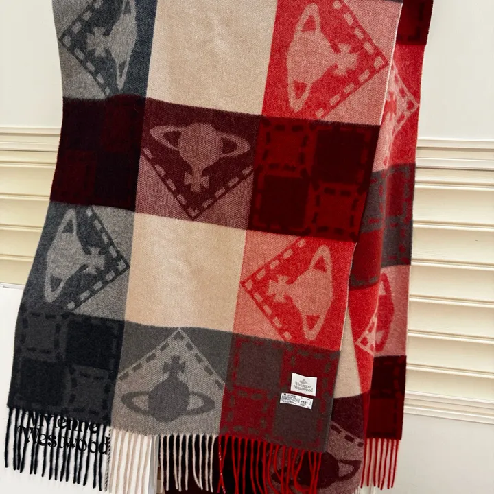 スーパーコピー ヴィヴィアン・ウエストウッド マフラー