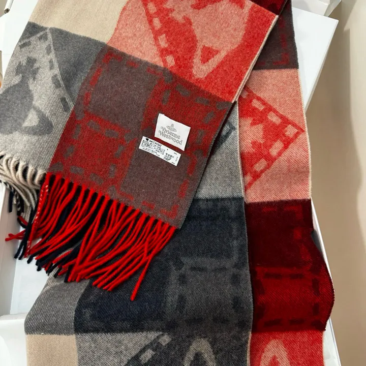 スーパーコピー ヴィヴィアン・ウエストウッド マフラー