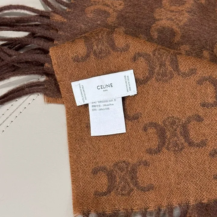 スーパーコピー セリーヌ マフラー