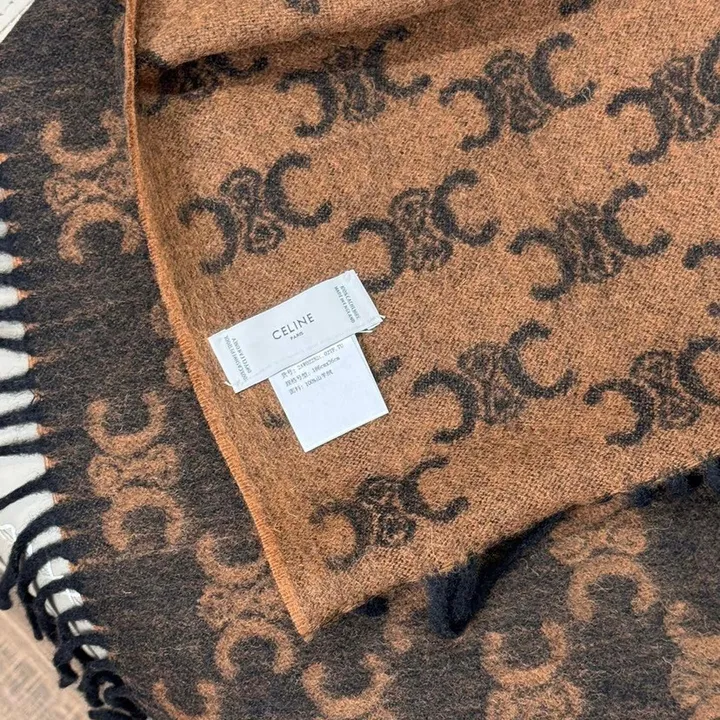 スーパーコピー セリーヌ マフラー