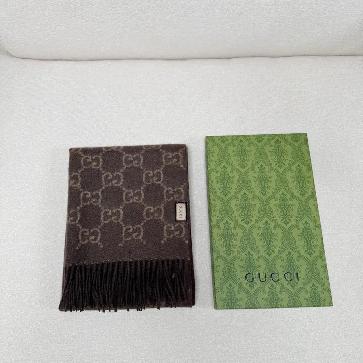 スーパーコピー グッチ マフラー