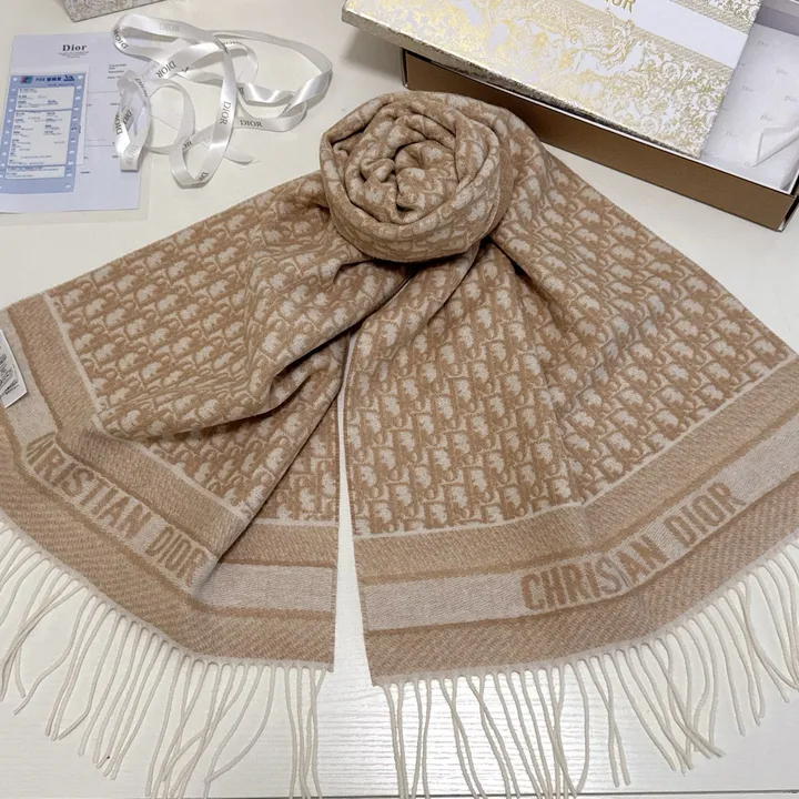 スーパーコピー ディオール マフラー