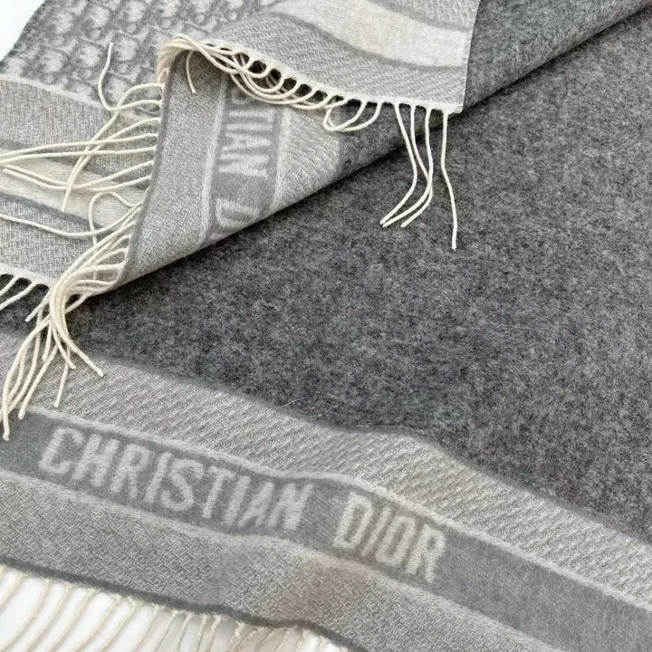 スーパーコピー ディオール マフラー