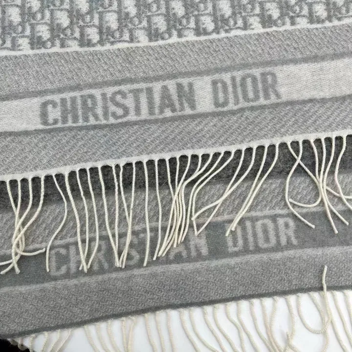 スーパーコピー ディオール マフラー