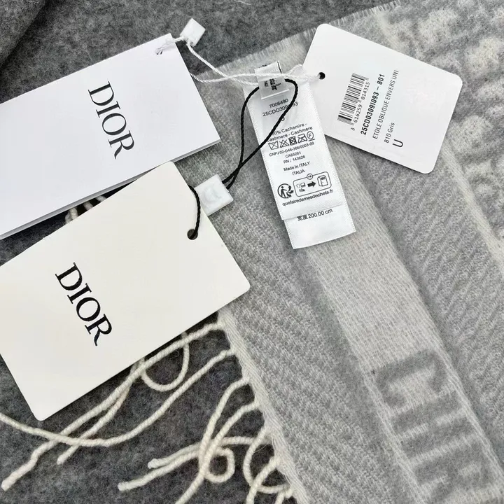 スーパーコピー ディオール マフラー