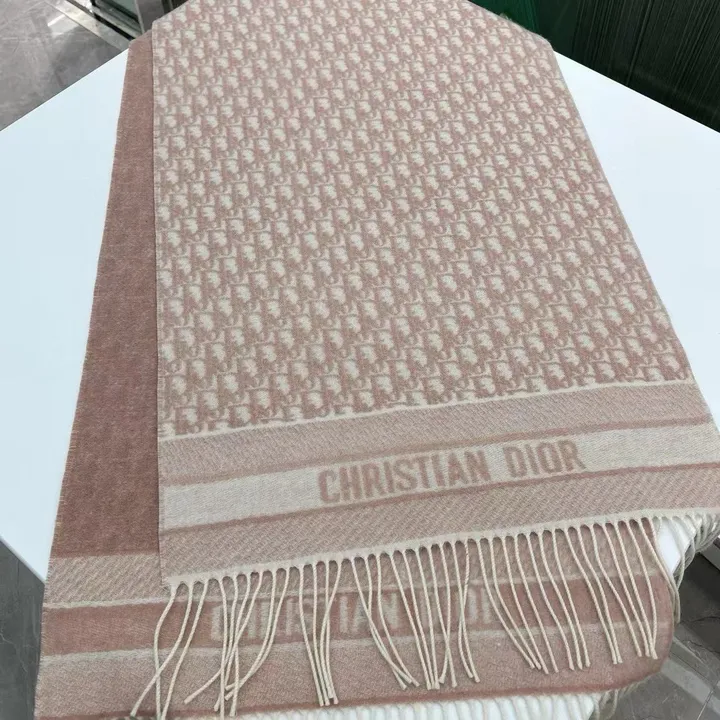 スーパーコピー ディオール マフラー