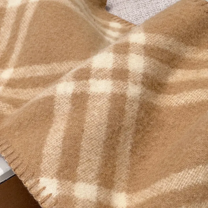 スーパーコピー バーバリー ス マフラー