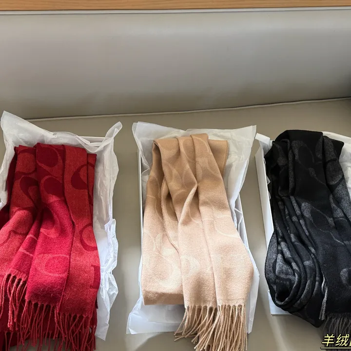 スーパーコピー コーチ マフラー