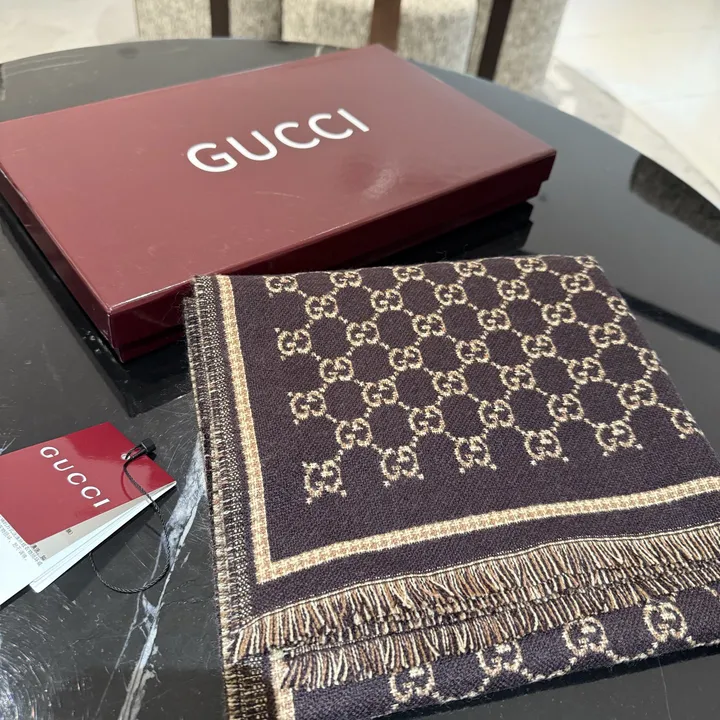 スーパーコピー グッチ マフラー