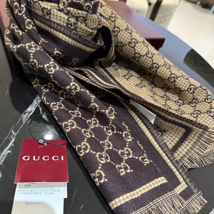 スーパーコピー グッチ マフラー