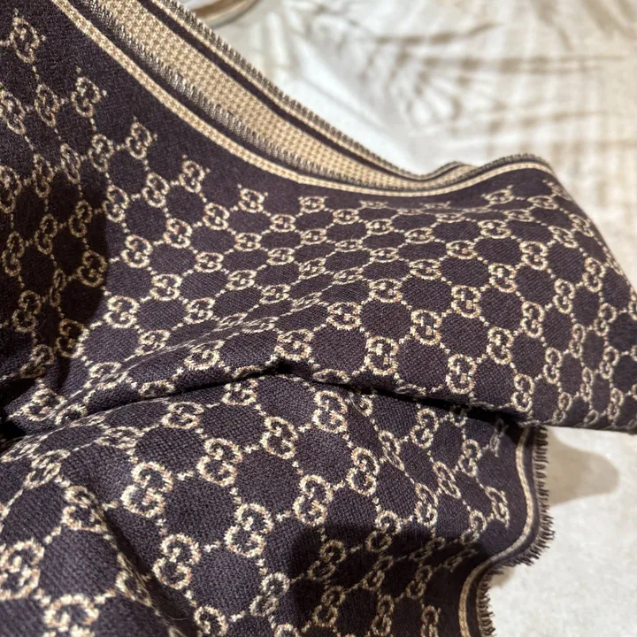 スーパーコピー グッチ マフラー