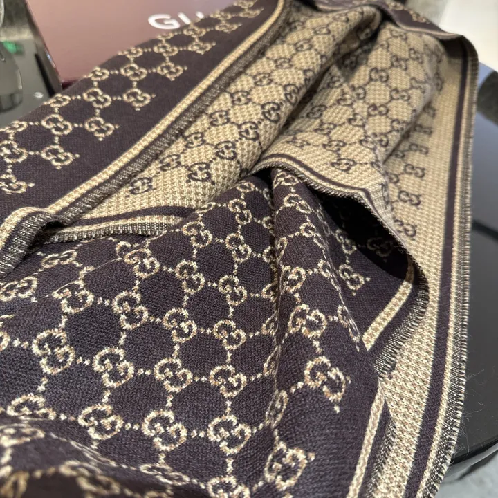 スーパーコピー グッチ マフラー