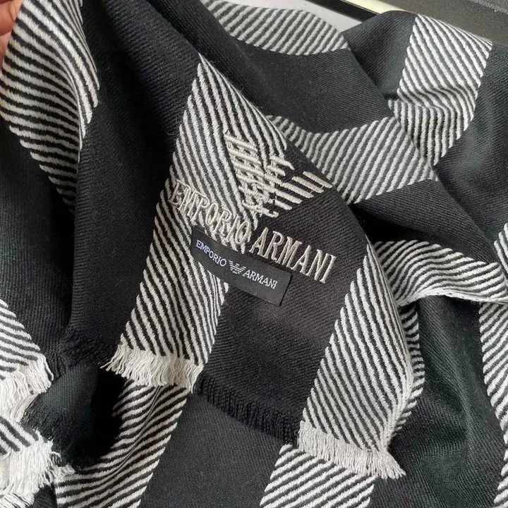 スーパーコピー フェンディ マフラー