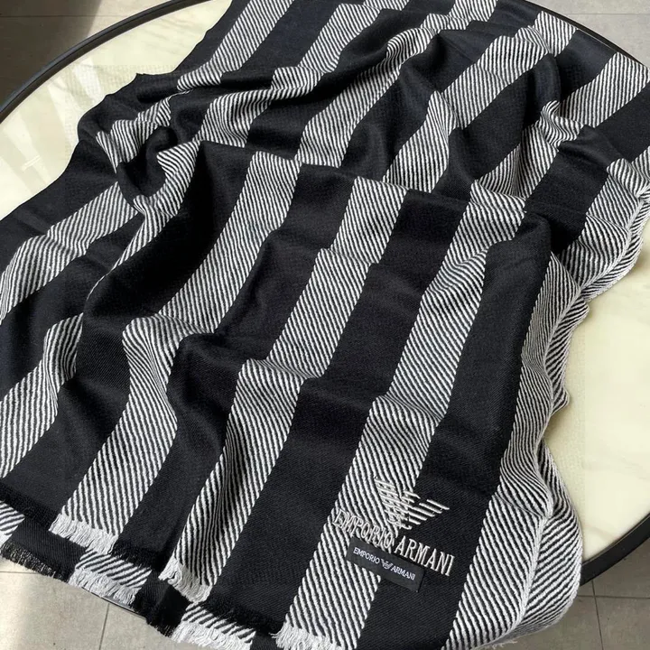 スーパーコピー フェンディ マフラー