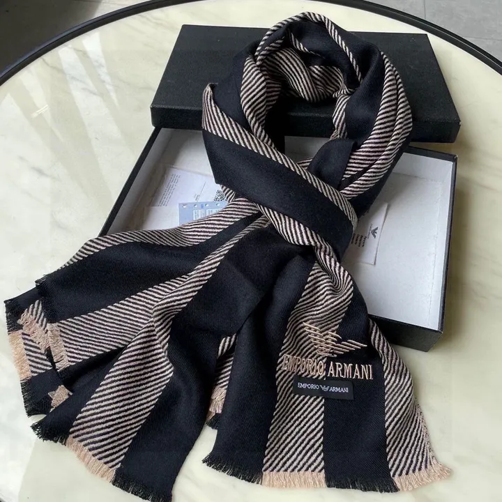 スーパーコピー フェンディ マフラー