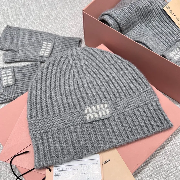 スーパーコピー フェンディ マフラー