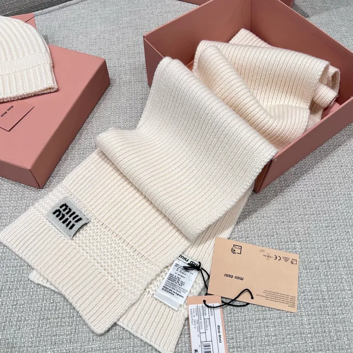 スーパーコピー フェンディ マフラー