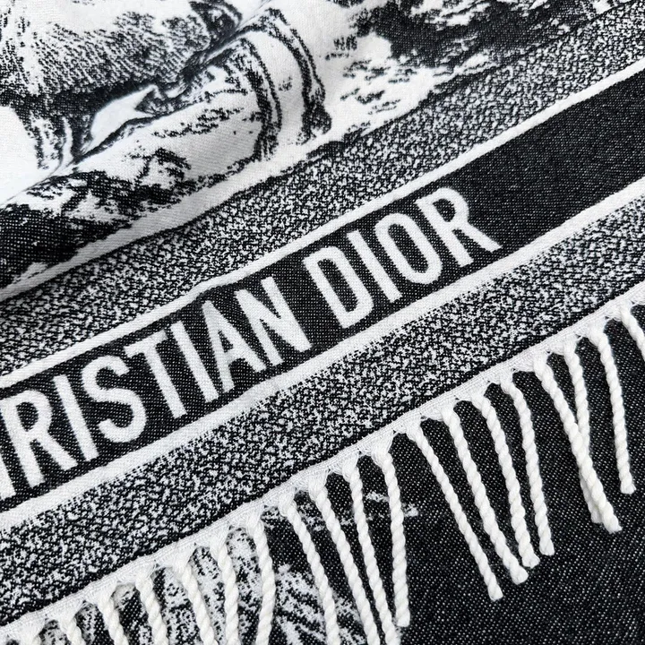 スーパーコピー ディオール マフラー