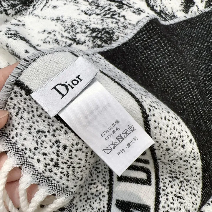 スーパーコピー ディオール マフラー