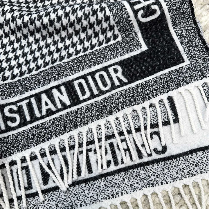 スーパーコピー ディオール マフラー