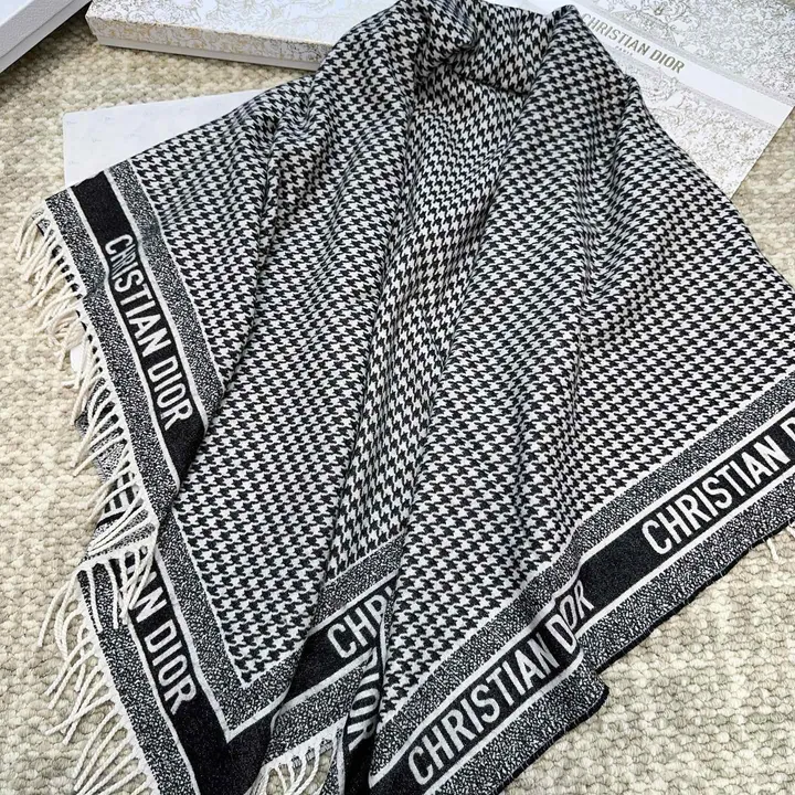 スーパーコピー ディオール マフラー