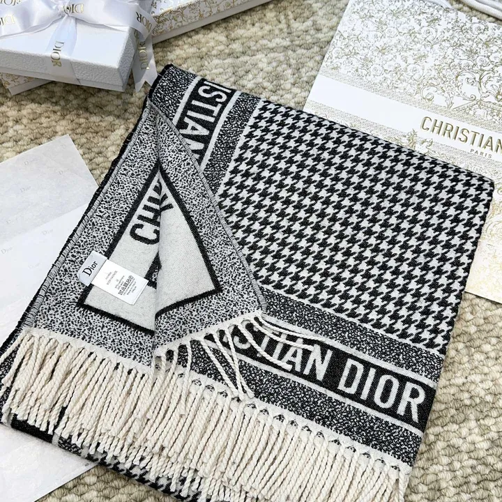 スーパーコピー ディオール マフラー