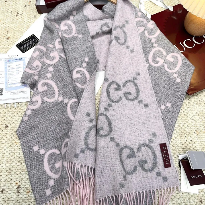 スーパーコピー グッチ マフラー