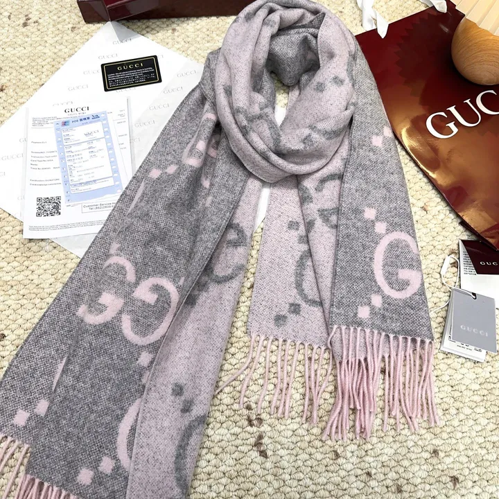 スーパーコピー グッチ マフラー