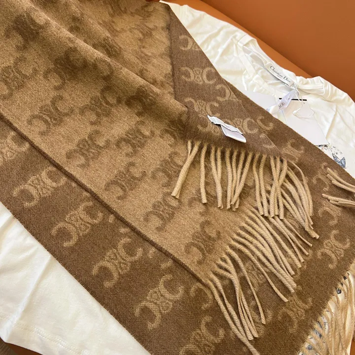 スーパーコピー セリーヌ マフラー