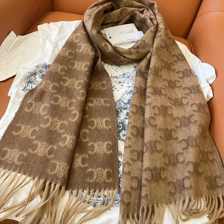 スーパーコピー セリーヌ マフラー