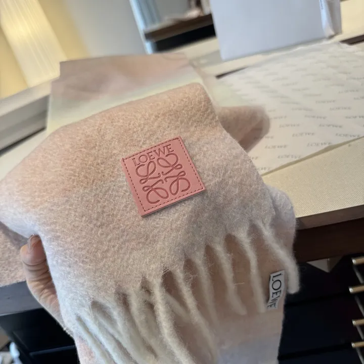 スーパーコピー ロエベ マフラー