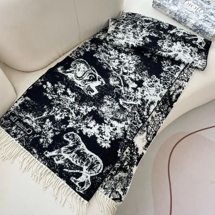 スーパーコピー グッチ マフラー