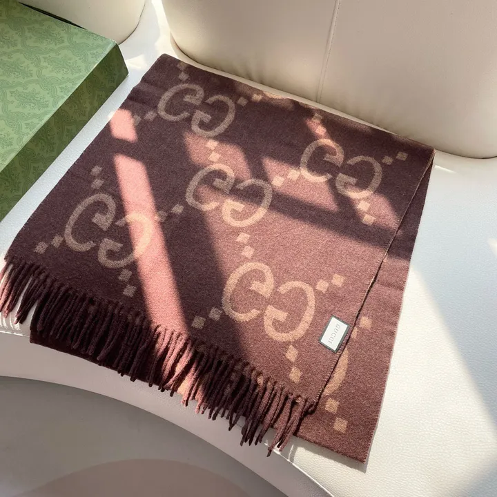 スーパーコピー グッチ マフラー