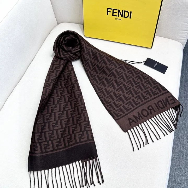 スーパーコピー フェンディ マフラー