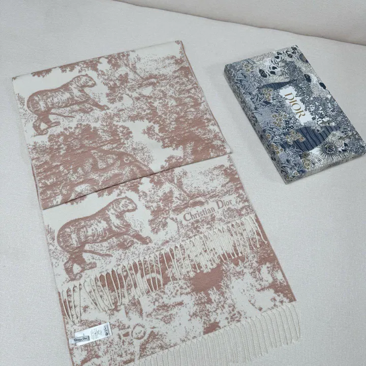 スーパーコピー ディオール マフラー