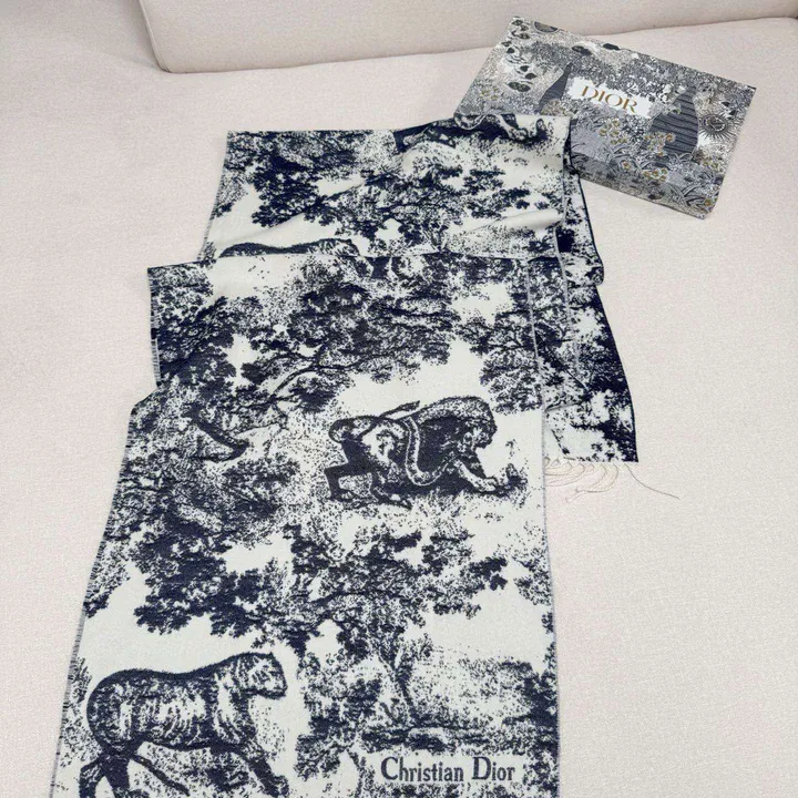 スーパーコピー ディオール マフラー